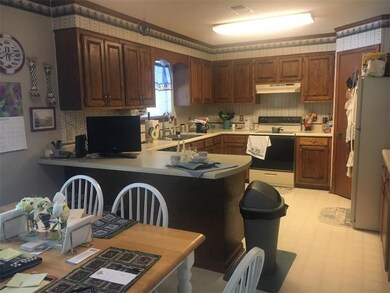 328 Twin Oaks Rd E, Pineville, LA 71360 - photo 3