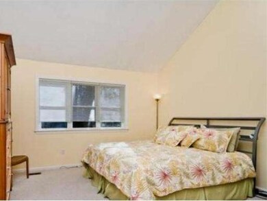 44 Bishops Forest Dr, Waltham, MA 02452 - photo 5