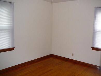 3046 W 25th St, Erie, PA 16506 - photo 7