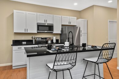 1220 E Pacific St unit 6a, Springfield, MO 65803 - photo 5