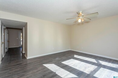 5108 Falling Creek Ln, Birmingham, AL 35235 - photo 3