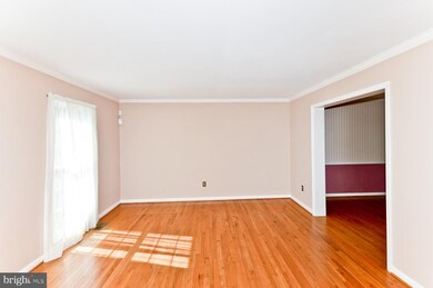 1105 Winding Brook Ct, Bowie, MD 20721 - photo 7