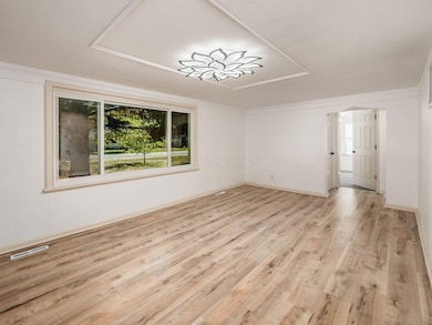 963 Erickson Ave, Columbus, OH 43227 - photo 5