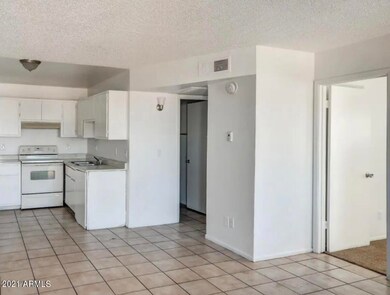 1709 W Mountain View Rd unit 104, Phoenix, AZ 85021 - photo 2