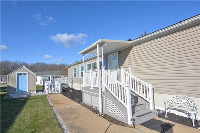 67 Robin Dr, Tiverton, RI 02878 - photo 5