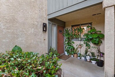 2-web-or-mls-02 - Front Entrance