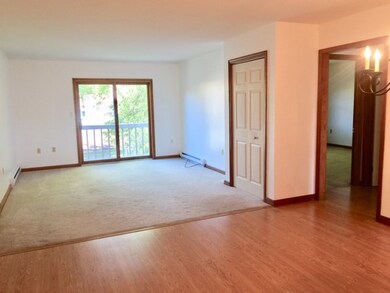 Dining/ Living Room