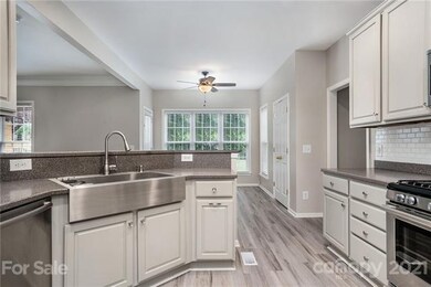 3715 Messina Rd, Clover, SC 29710 - photo 6