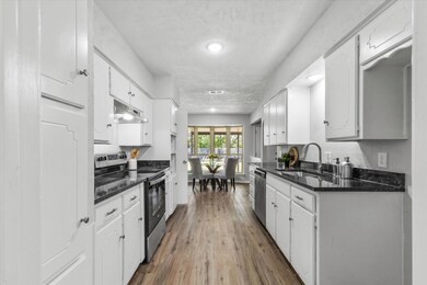 8225 Pearl St, North Richland Hills, TX 76180 - photo 6