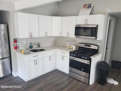 215 Miller Rd, Lakewood, NJ 08701 - photo 2