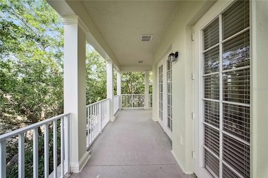 Wrap Around Porch left side