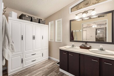 450 W Sunwest Dr unit 139, Casa Grande, AZ 85122 - photo 2