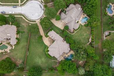 402 Wickham Ln, Southlake, TX 76092 - photo 2