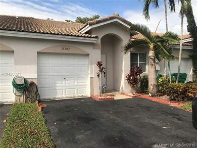 Exterior_ Front_ Driveway