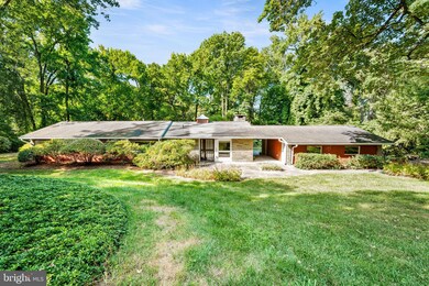 337 Plush Mill Rd, Wallingford, PA 19086 - photo 2