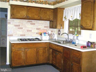 51 Silver Birch Rd, Blackwood, NJ 08012 - photo 2