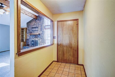 Foyer.