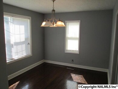 136 Whittier St, Gadsden, AL 35901 - photo 3