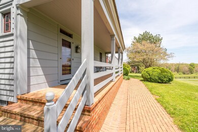 13293 Crest Hill Rd, Flint Hill, VA 22627 - photo 2