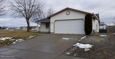 13770 N Natalie St, Rathdrum, ID 83858 - photo 2