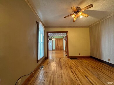 706 W Broadway, Logansport, IN 46947 - photo 5