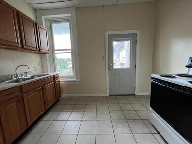21 S Main St unit 301, Nazareth, PA 18064 - photo 2