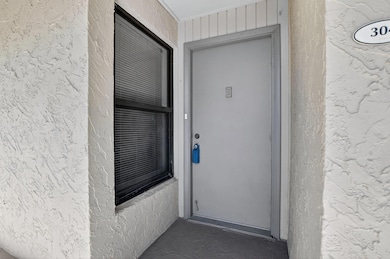 11 Royal Palm Way unit 3040, Boca Raton, FL 33432 - photo 2