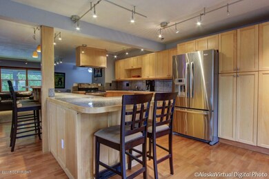 Kitchen With Breakfast Bar