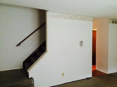 Living Room 4