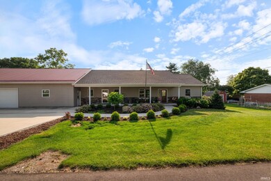 502 N Jefferson Ave, Fowler, IN 47944 - photo 3