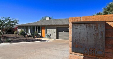 Front of home with mailbox