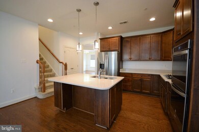 20234 Huntington Ct, Hagerstown, MD 21742 - photo 2