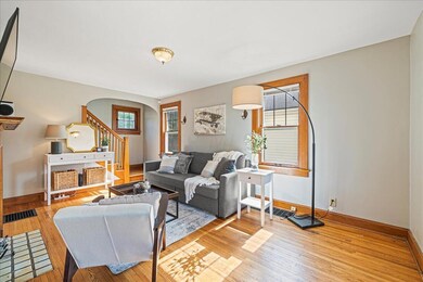 05-Living Room