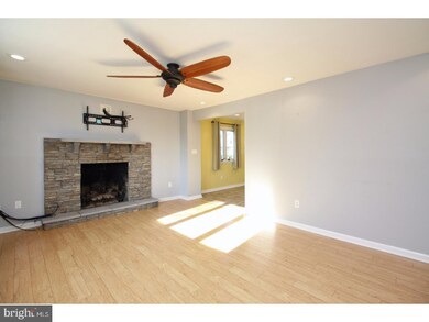 134 Mitchell Ave, Runnemede, NJ 08078 - photo 2