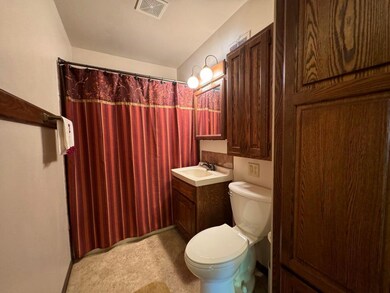 539 S 4th St, La Crescent, MN 55947 - photo 7