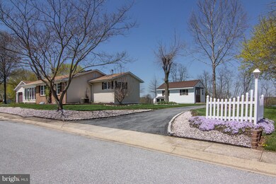 85 George St, Taneytown, MD 21787 - photo 3