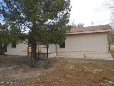 023-232798  front right