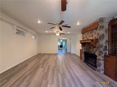 2221 Mcpherson Dr, Port Lavaca, TX 77979 - photo 5