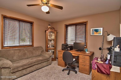 148 Laurel Ln, Blakeslee, PA 18610 - photo 6