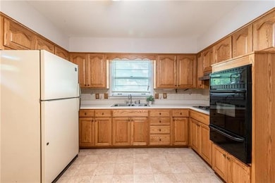 10700 W 65th St, Shawnee, KS 66203 - photo 7