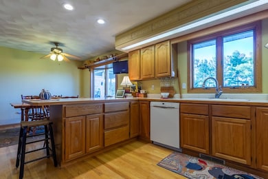 743 Brookview Square, Dubuque, IA 52003 - photo 5