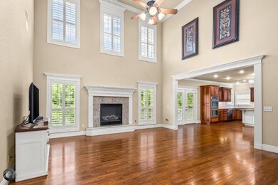 3705 NW Mountainview Rd, Bentonville, AR 72712 - photo 2