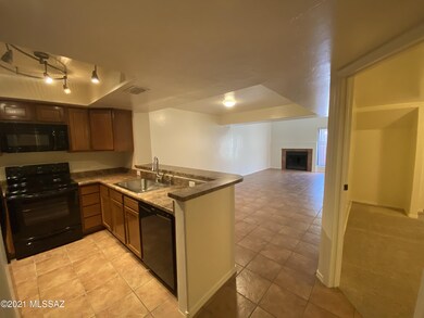 4021 N Weimer Place unit 14, Tucson, AZ 85719 - photo 5
