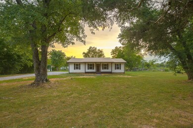 324 Harrison Rd, Shelbyville, TN 37160 - photo 6