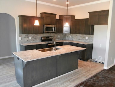 1161 Spur Cir, Prairie Grove, AR 72753 - photo 6