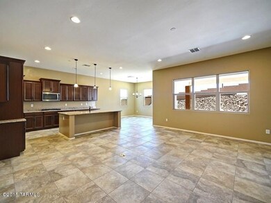 005_Living - Kitchen