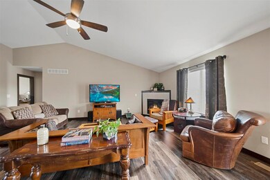 604 Sullivan St, West Branch, IA 52358 - photo 6