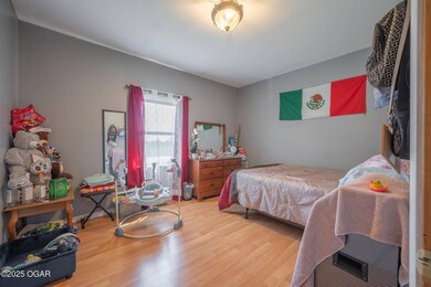 1619 E Maple St, Columbus, KS 66725 - photo 6