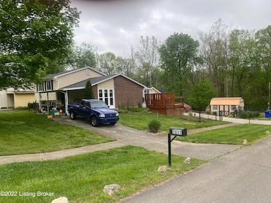 7011 John Paul Ln, Louisville, KY 40229 - photo 2