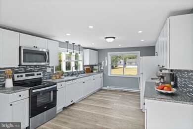 737 Watsontown Rd, Berlin, NJ 08009 - photo 6